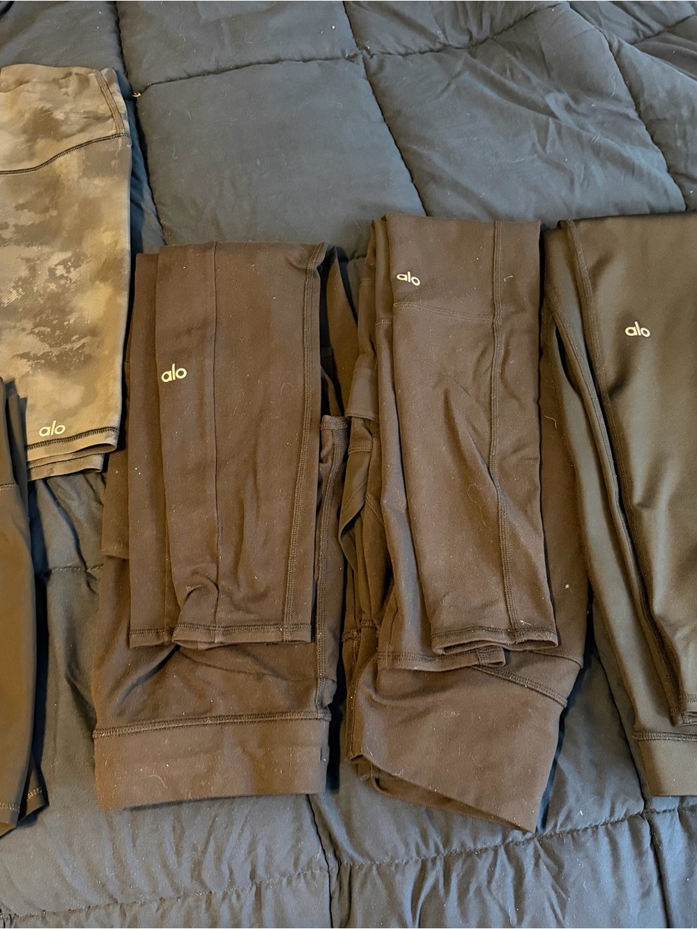 Alo 2 shorts 3 leggings size small